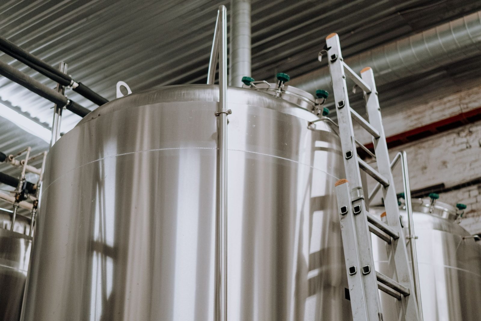Bright Tank Brewing. Steel brewing tanks.